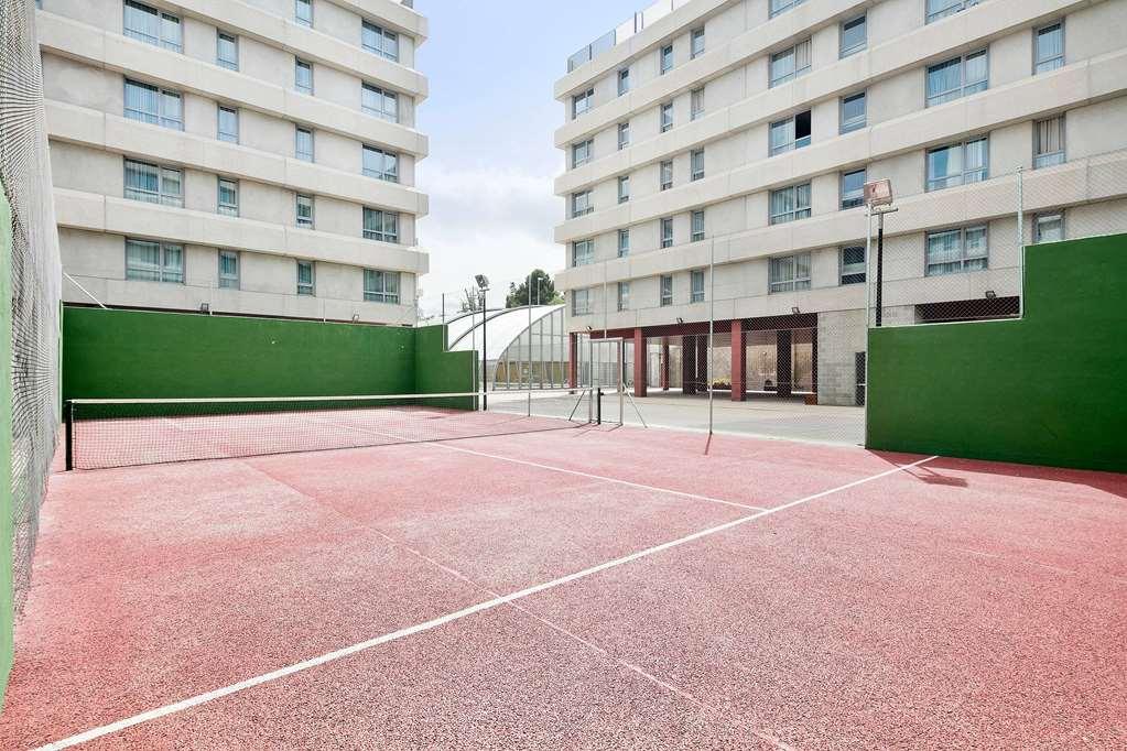 Apartamentos Tryp Madrid Airport Suites Exterior photo